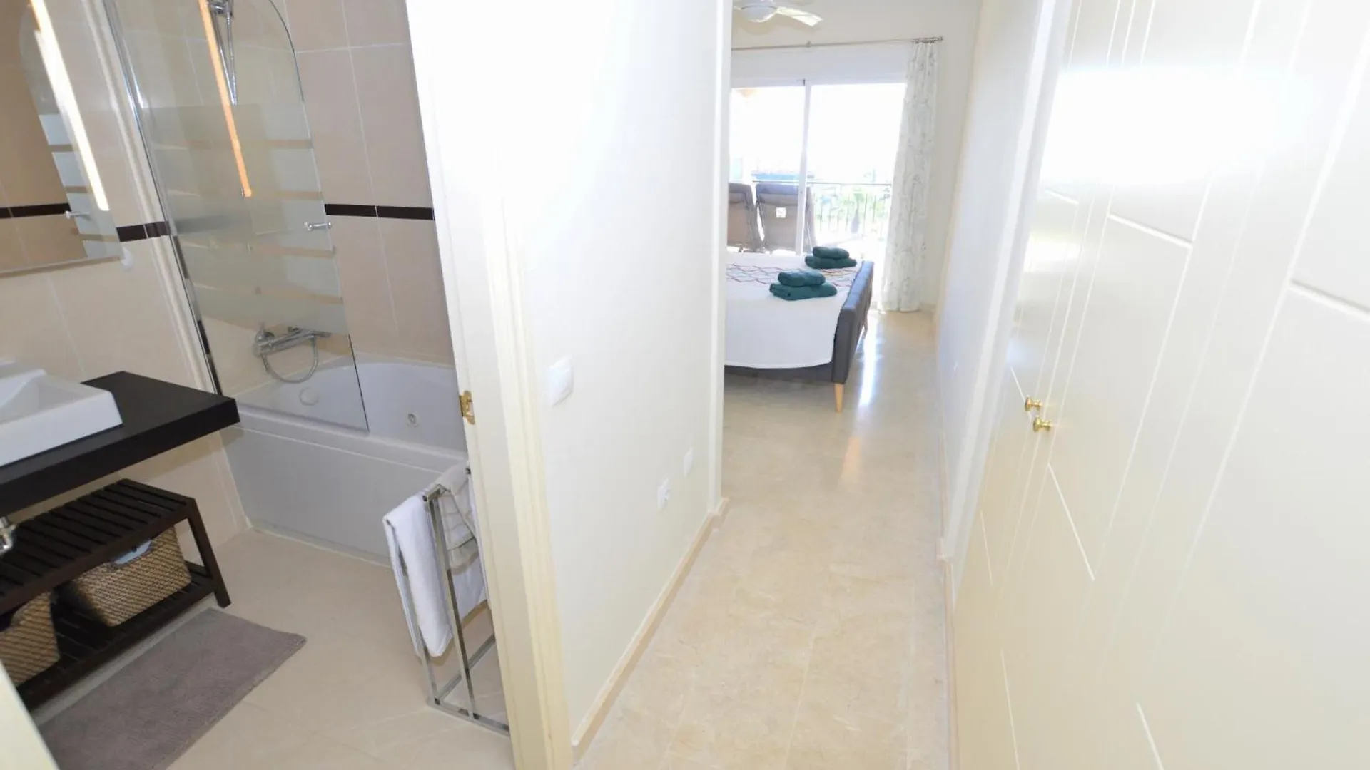 Pinares De Mijas 2 Bed Apt El Faro Apartment