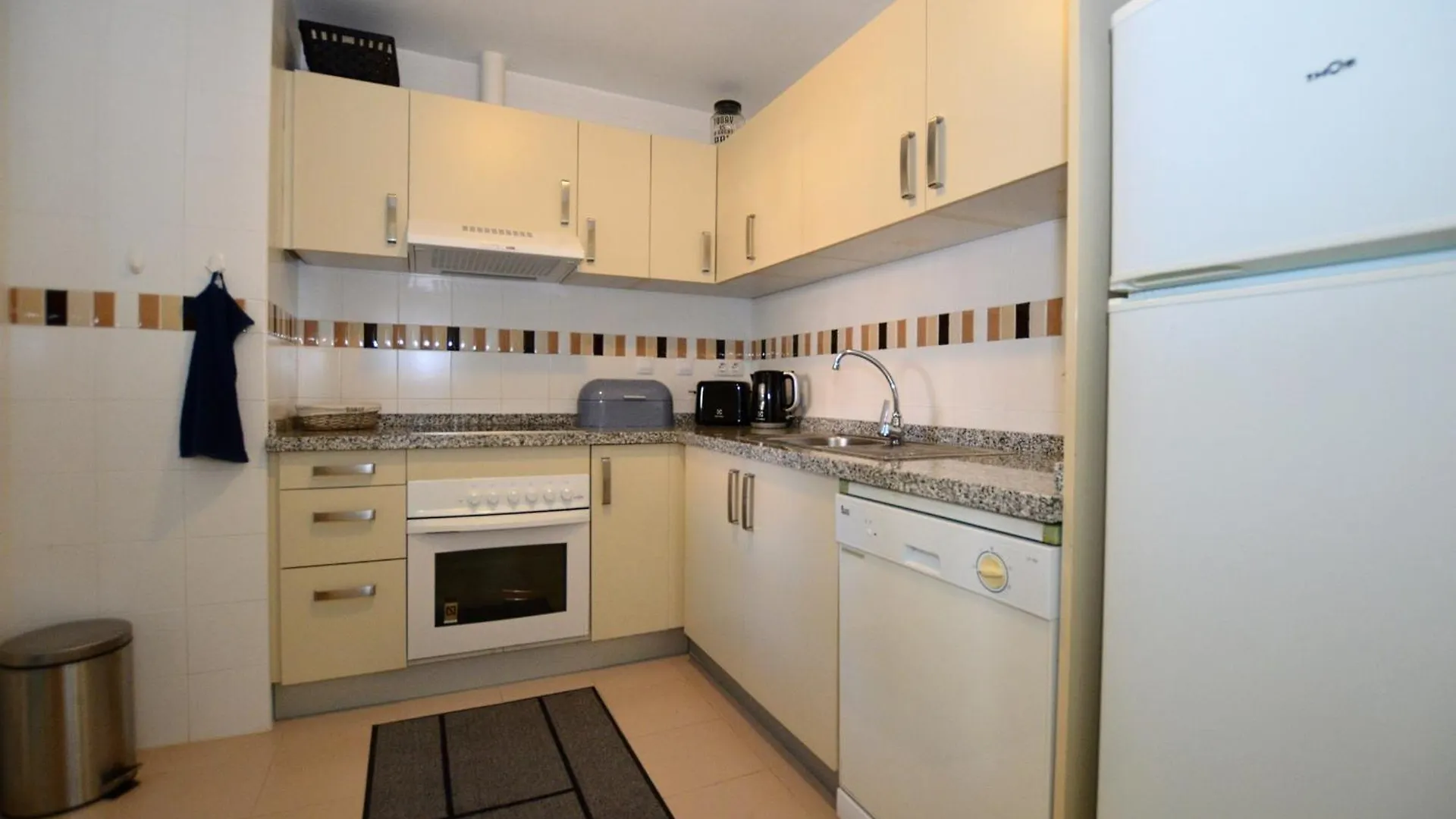 Pinares De Mijas 2 Bed Apt El Faro Apartment