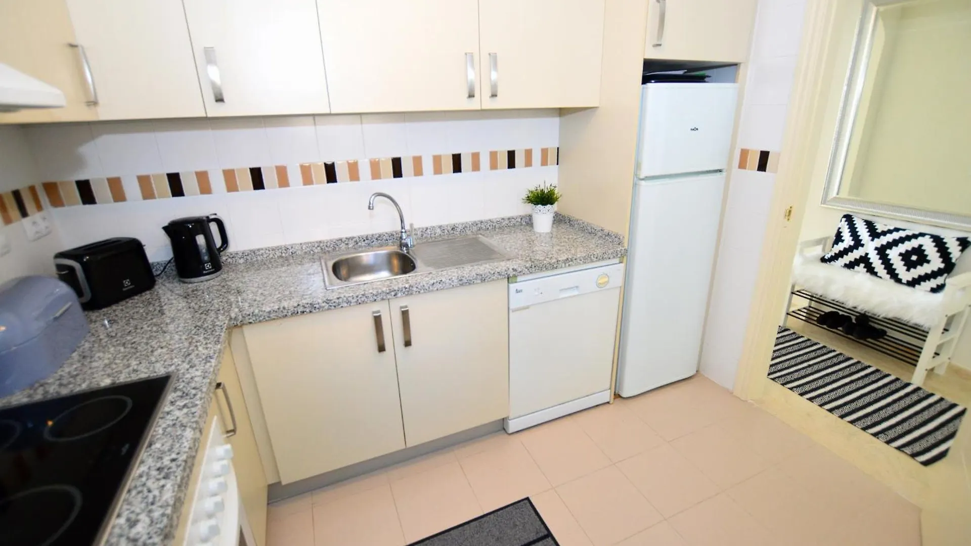 Pinares De Mijas 2 Bed Apt El Faro 0*, MIJAS COSTA