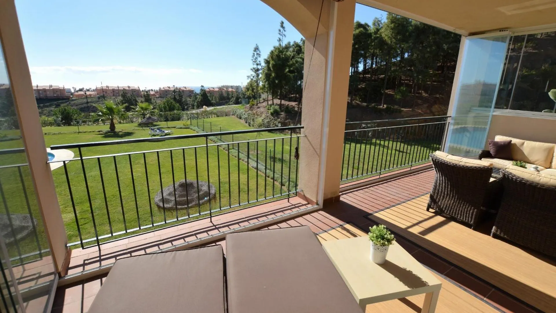 Pinares De Mijas 2 Bed Apt El Faro 0*,